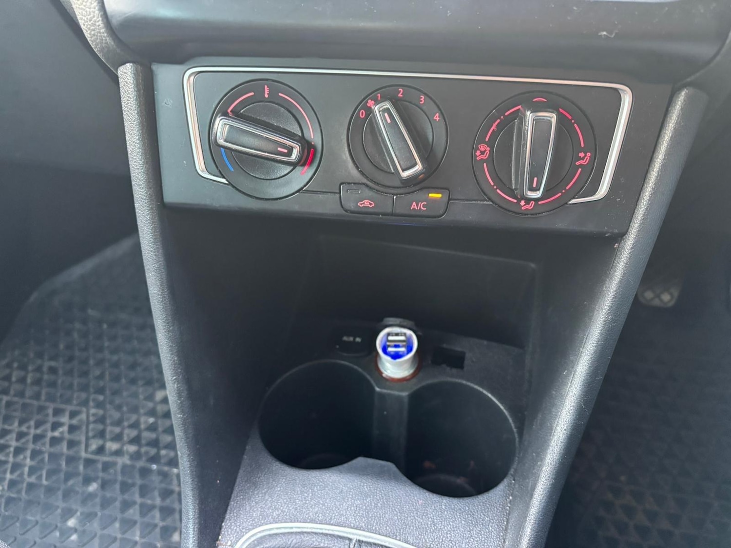 Used Volkswagen Polo for sale - 78100433: Photo 15