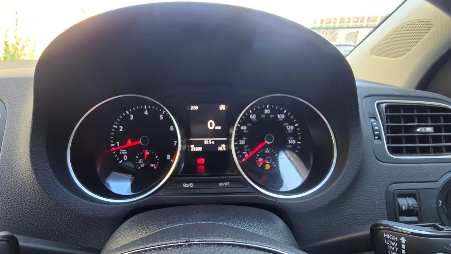 Used Volkswagen Polo 2015 for sale - 76759778: Photo 14