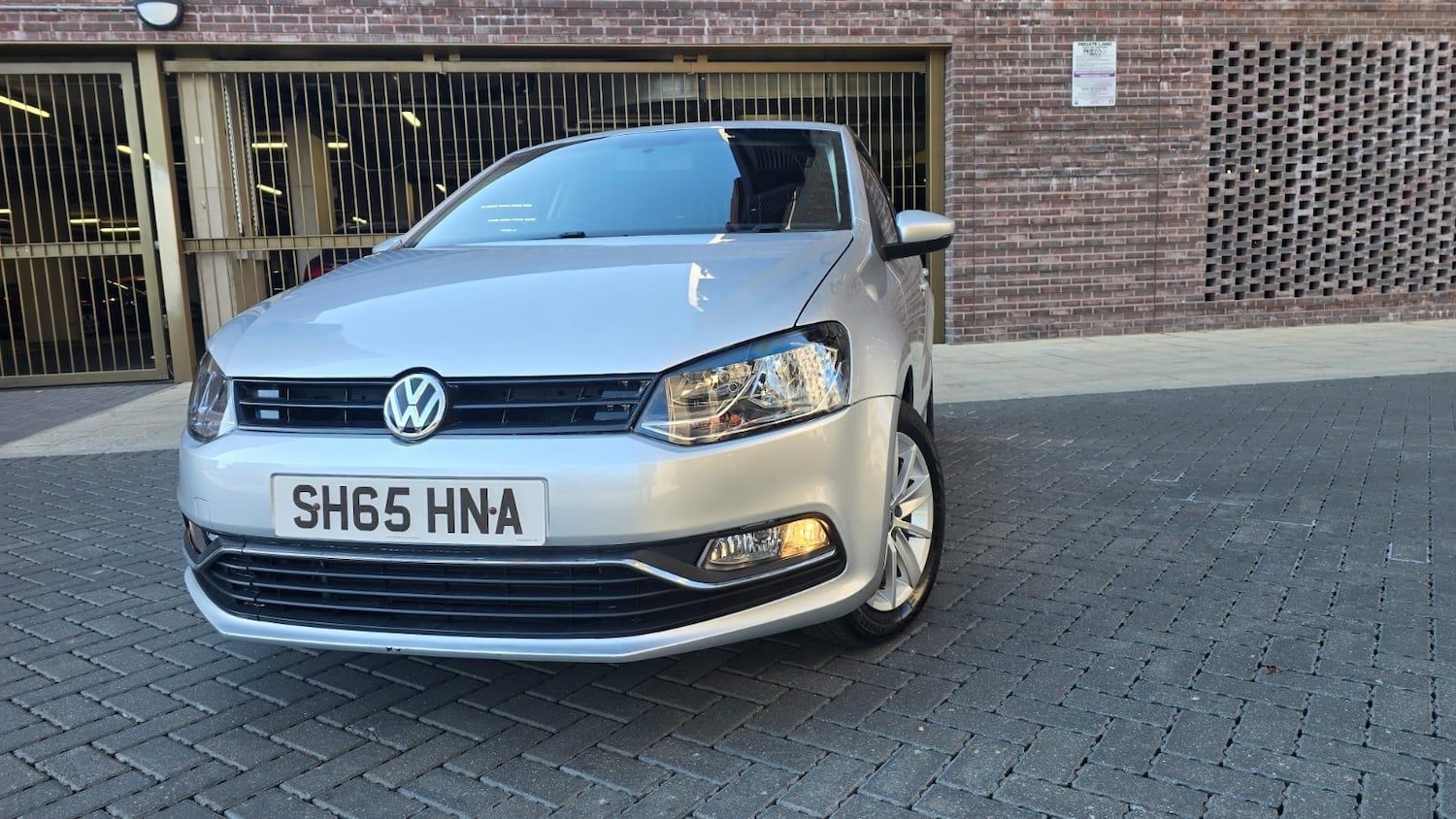 Used Volkswagen Polo 2015 for sale - 76759778: Photo 17