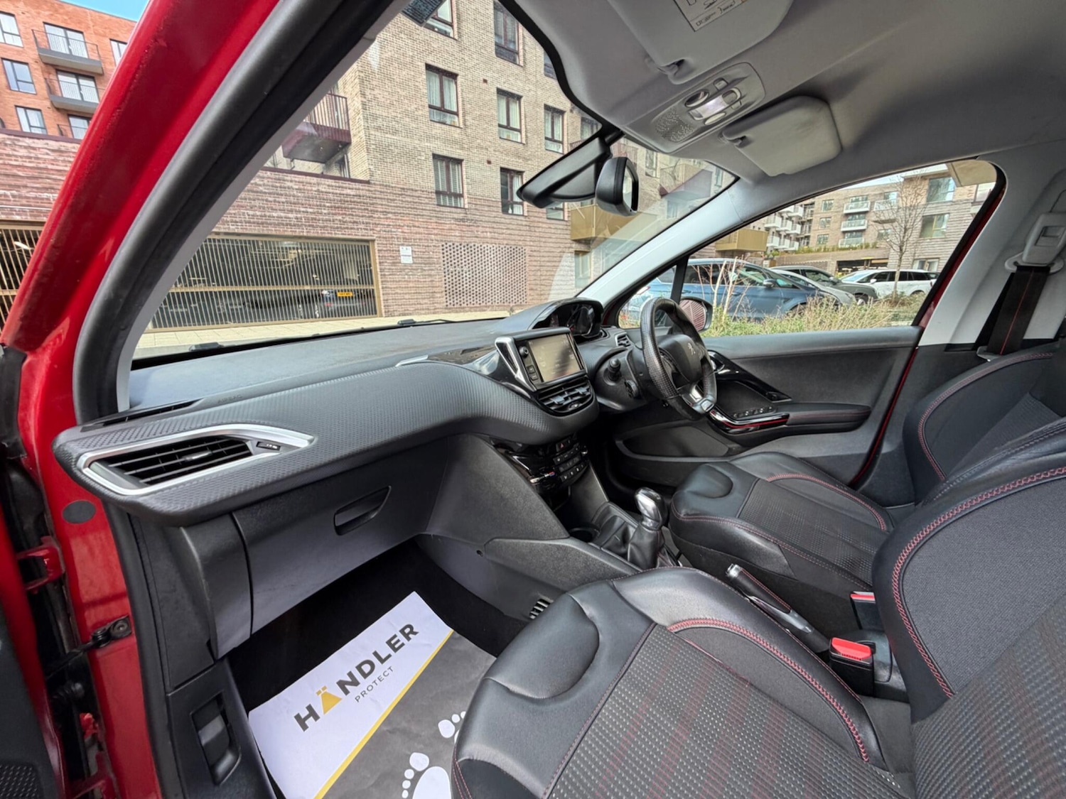 Used Peugeot 208 2016 for sale - 77279731: Photo 28