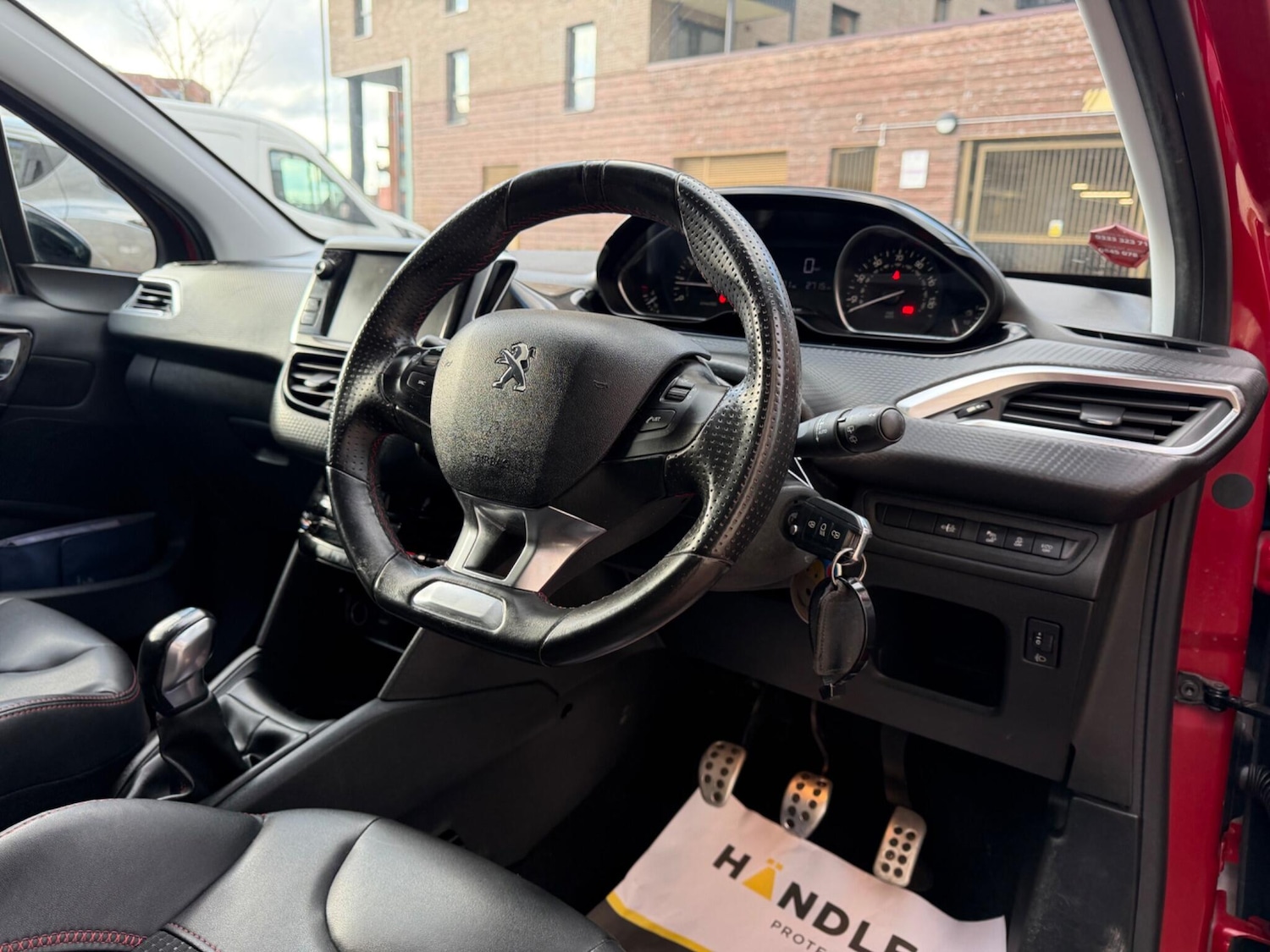 Used Peugeot 208 2016 for sale - 77279731: Photo 30