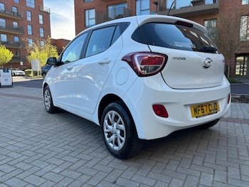 Used Hyundai i10 2017 for sale - 78157688: Photo
