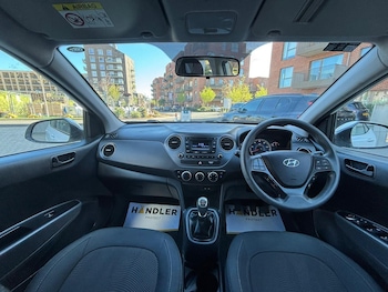 Used Hyundai i10 2017 for sale - 78157688: Photo