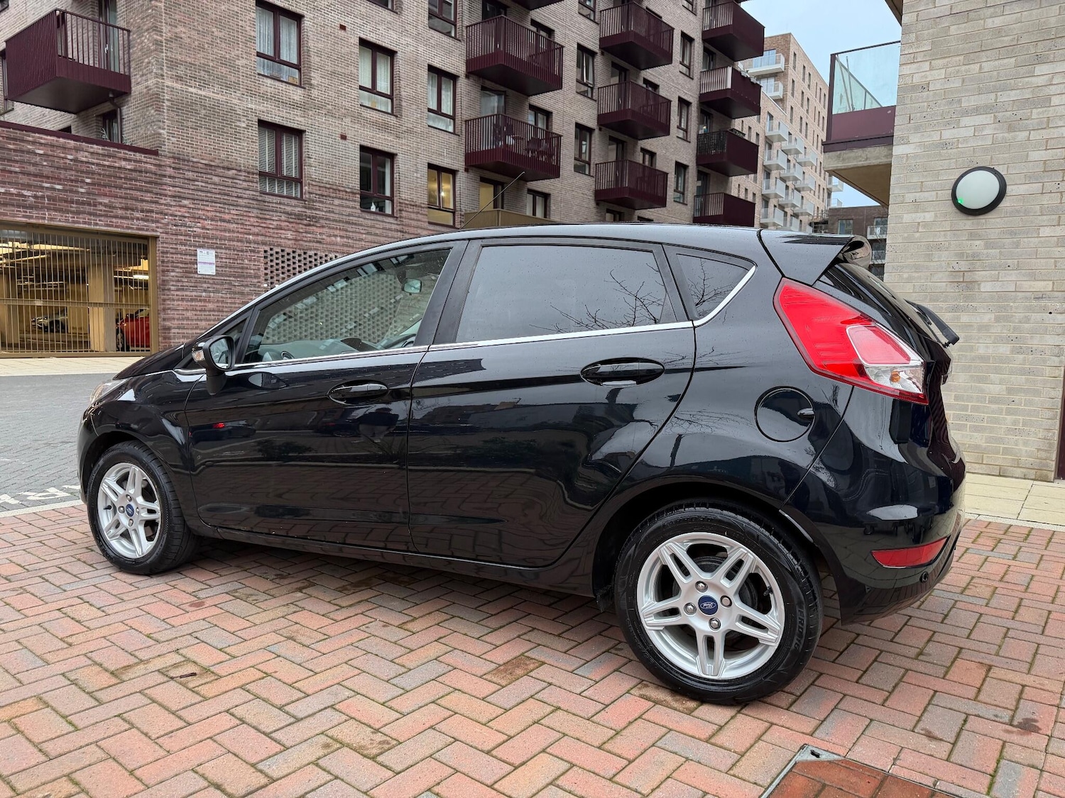 Used Ford Fiesta 2013 for sale - 76887070: Photo 16