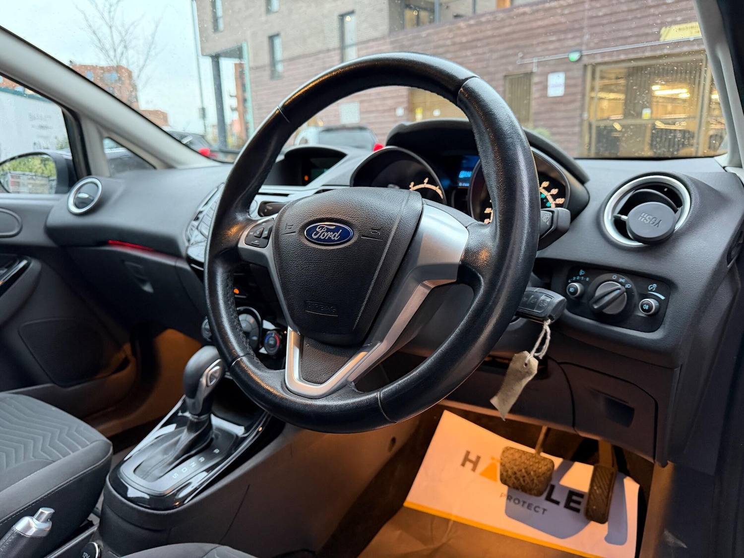 Used Ford Fiesta 2013 for sale - 76887070: Photo 21