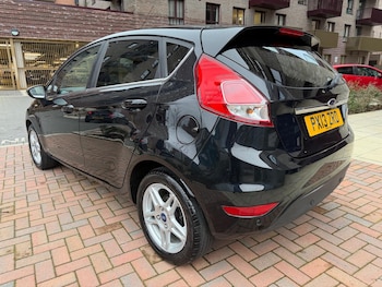 Used Ford Fiesta 2013 for sale - 76887070: Photo