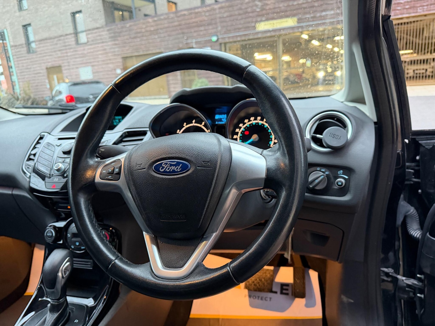 Used Ford Fiesta 2013 for sale - 76887070: Photo 33