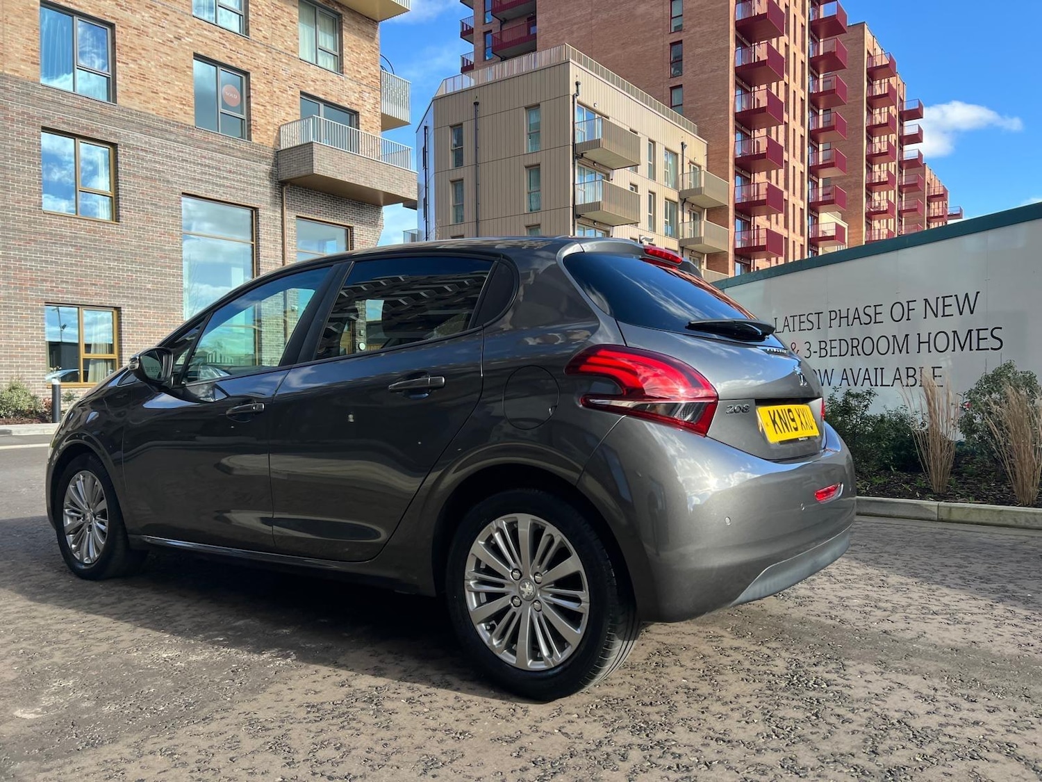 Used Peugeot 208 2019 for sale - 77659096: Photo 2