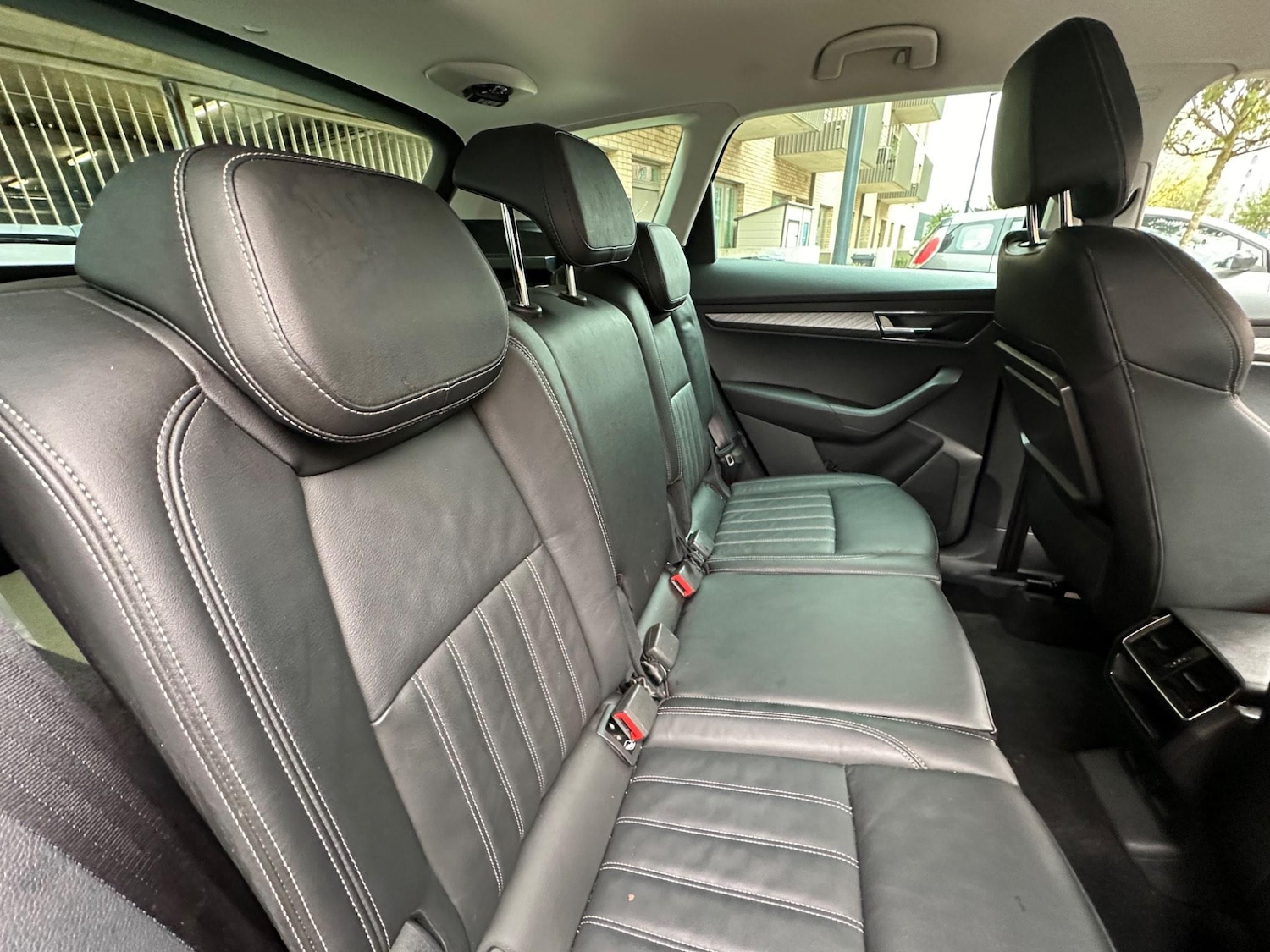 Used Skoda Karoq 2023 for sale - 76996040: Photo 25