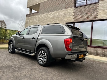 Used Nissan Navara 2018 for sale - 77683956: Photo
