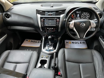 Used Nissan Navara 2018 for sale - 77683956: Photo