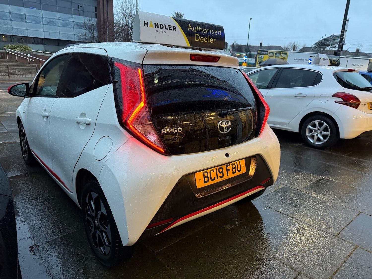 Used Toyota AYGO 2019 for sale - 77156643: Photo 12