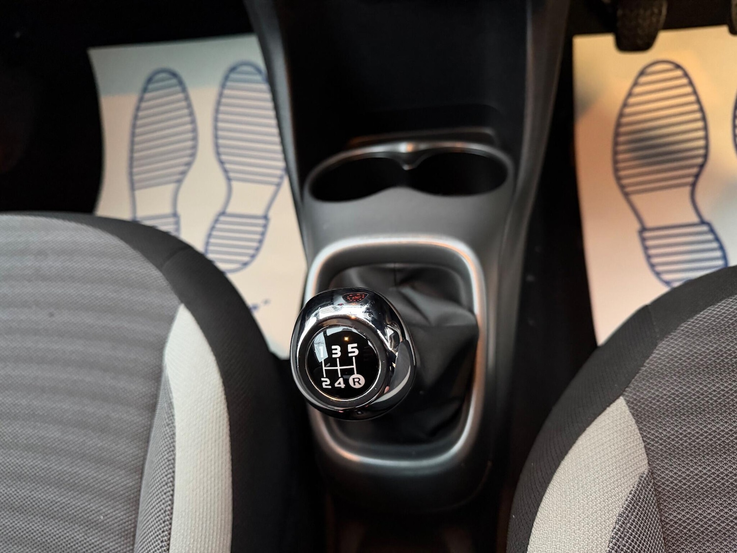 Used Toyota AYGO 2019 for sale - 77156643: Photo 27