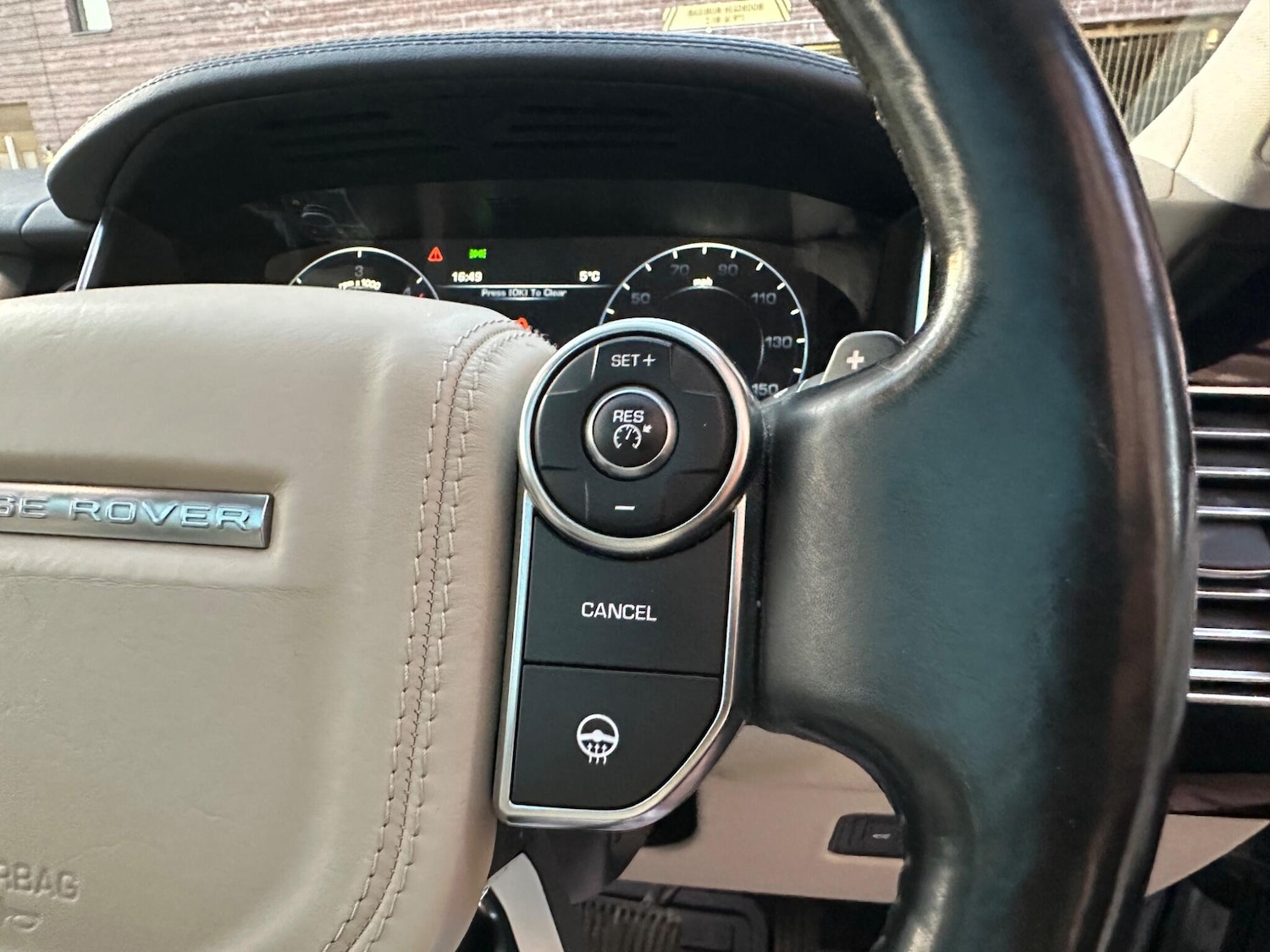 Used Land Rover Range Rover 2016 for sale - 76993755: Photo 24