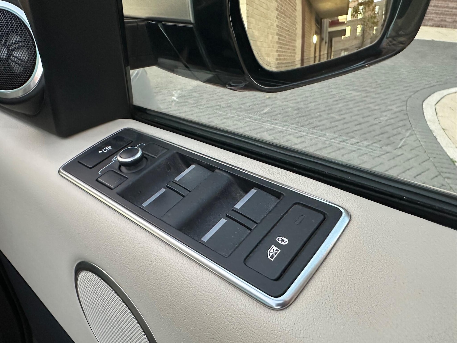 Used Land Rover Range Rover 2016 for sale - 76993755: Photo 25