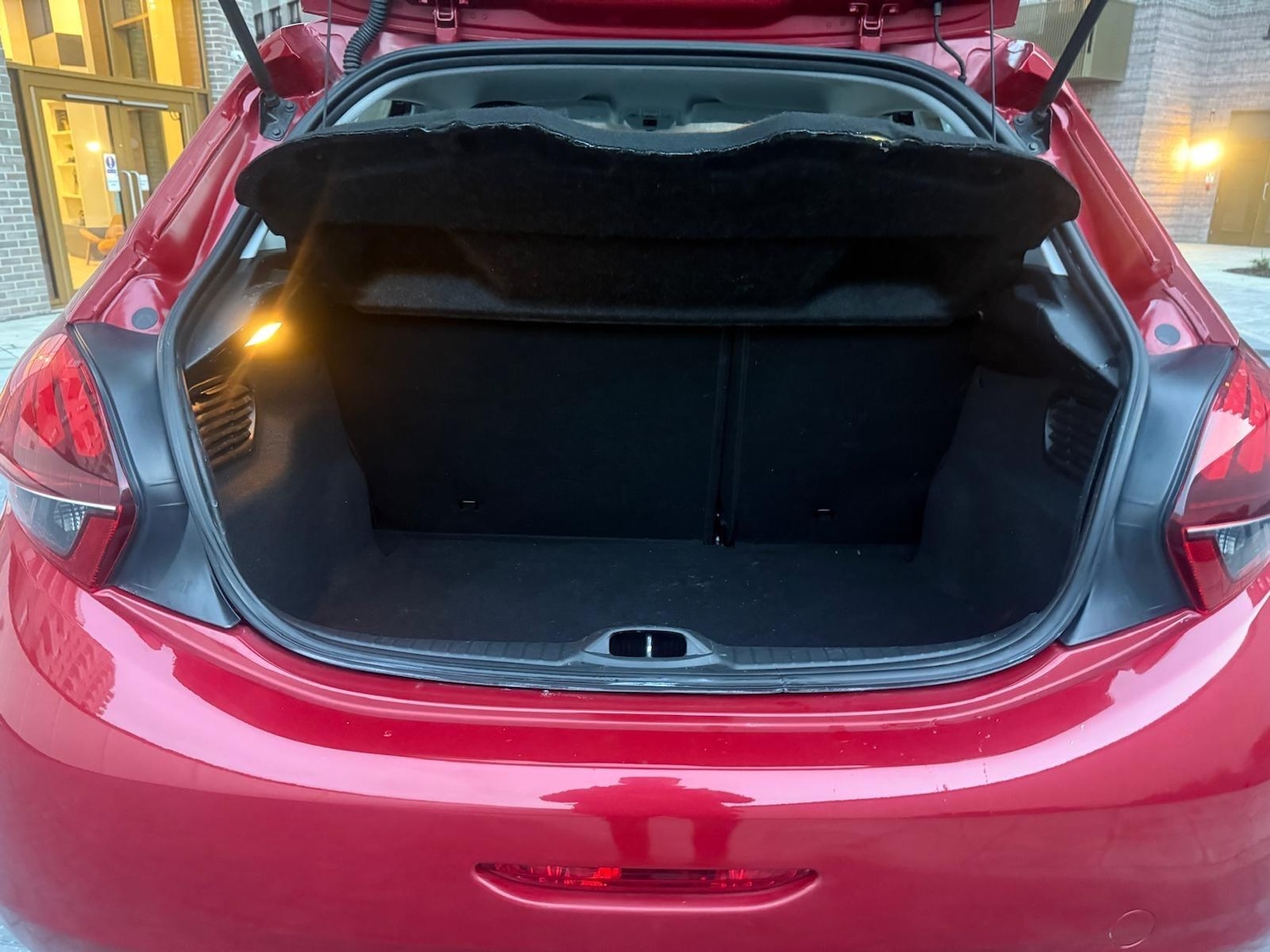 Used Peugeot 208 2019 for sale - 76424613: Photo 17