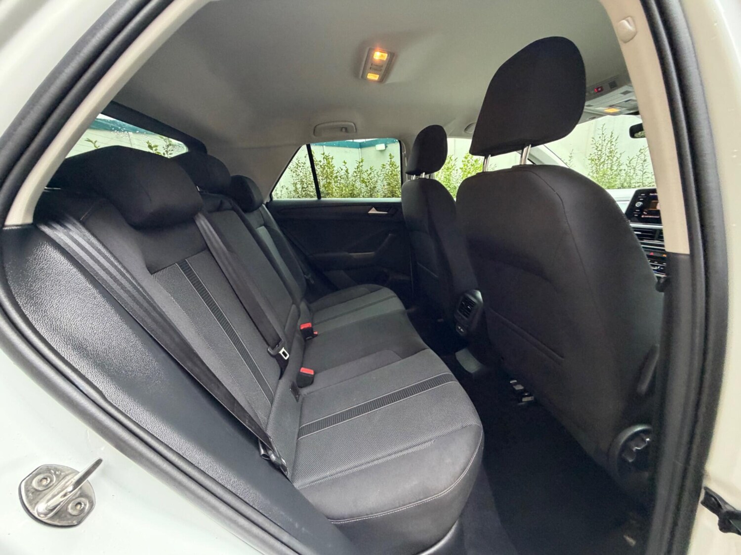 Used Volkswagen T-Roc for sale - 77509643: Photo 18