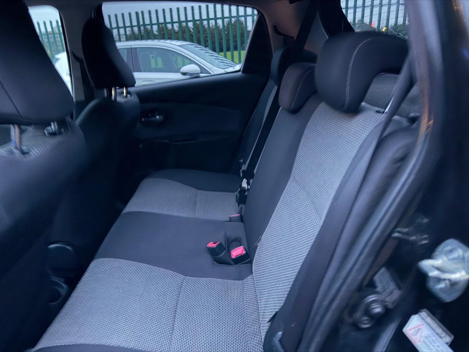 Used Toyota Yaris 2015 for sale - 77202722: Photo 13