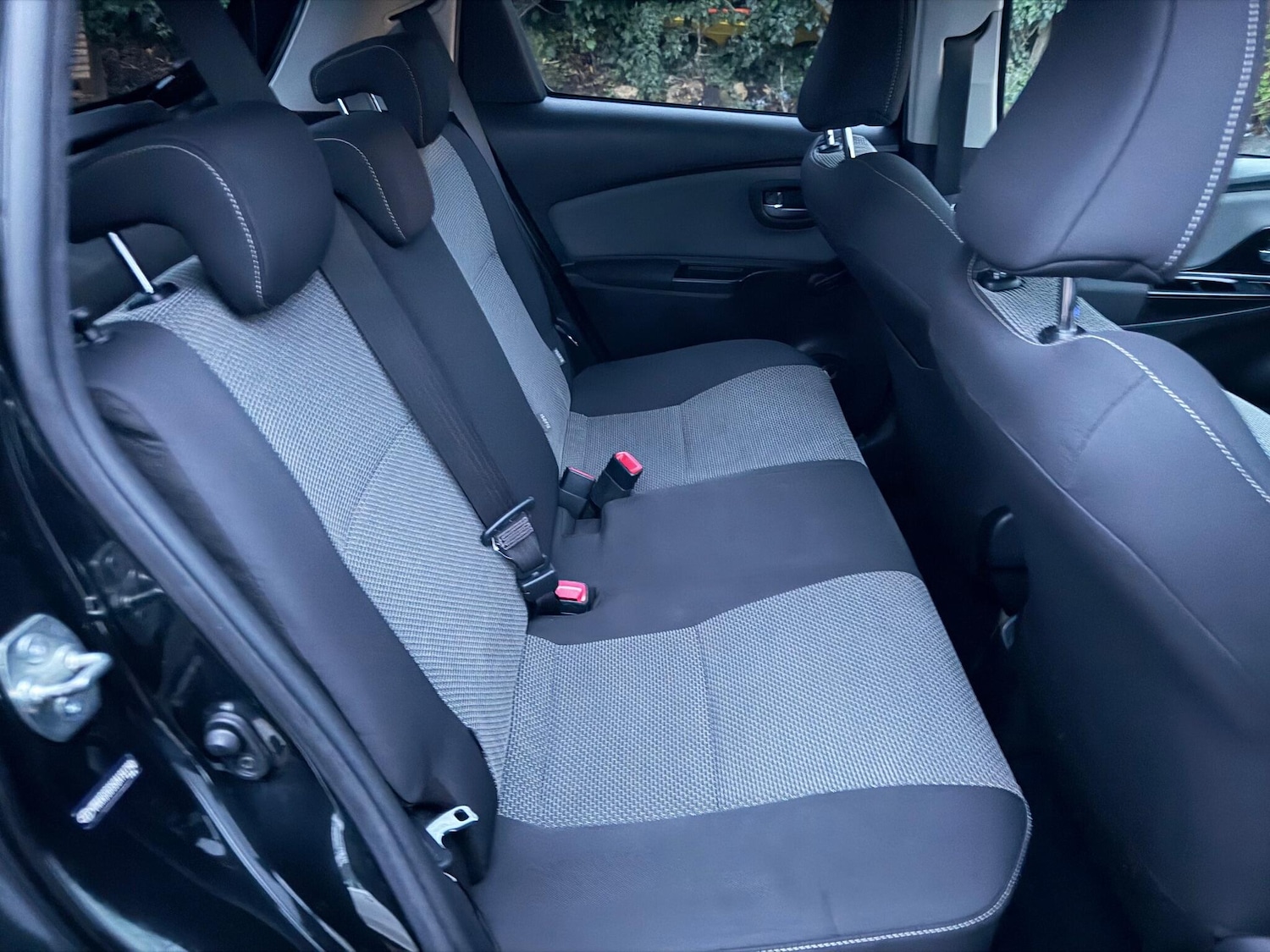 Used Toyota Yaris 2015 for sale - 77202722: Photo 14