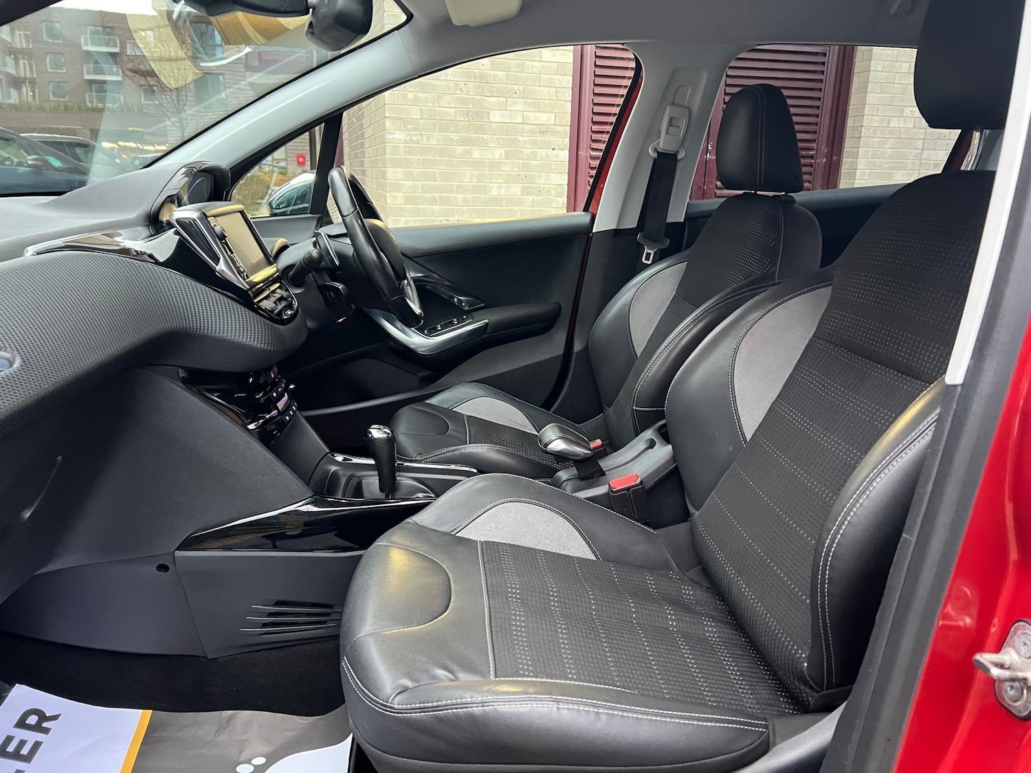 Used Peugeot 2008 2015 for sale - 77624976: Photo 33