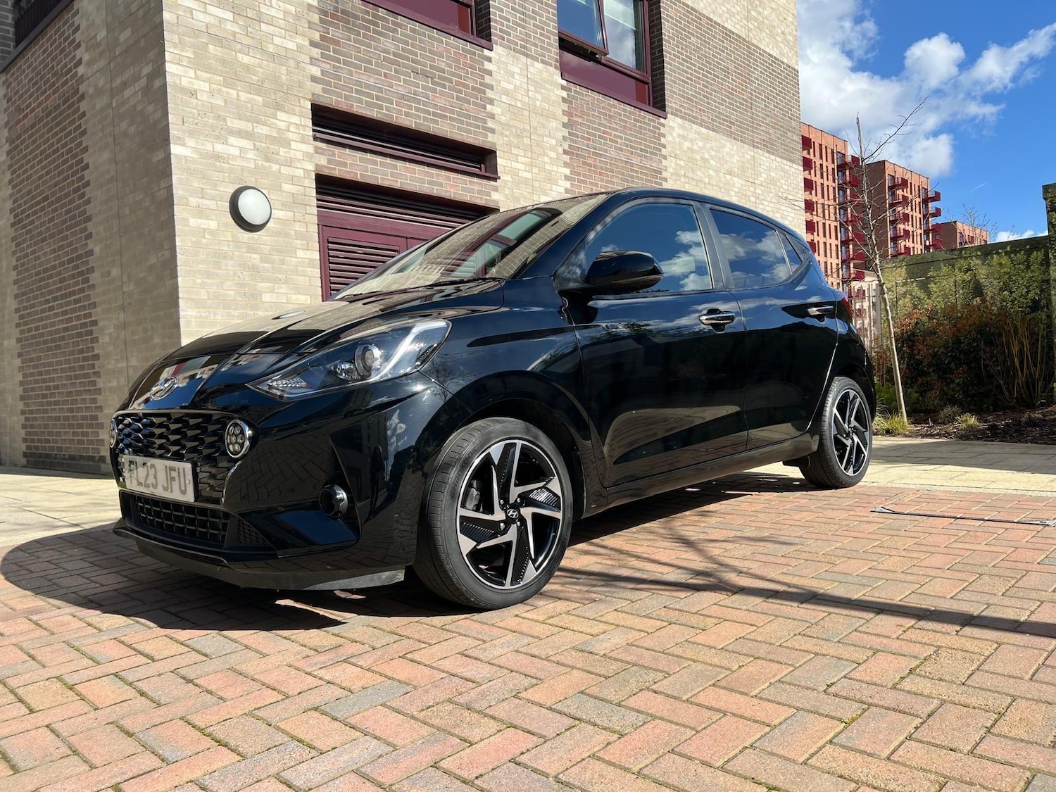 Used Hyundai i10 2023 for sale - 77898302: Photo 9