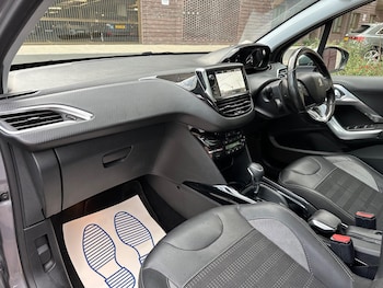 Used Peugeot 2008 2019 for sale - 75657998: Photo
