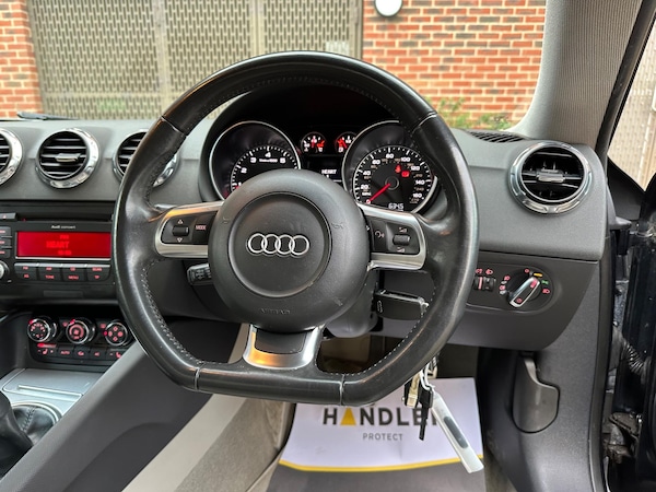 Used Audi TT 2010 for sale - 75562857: Photo 12
