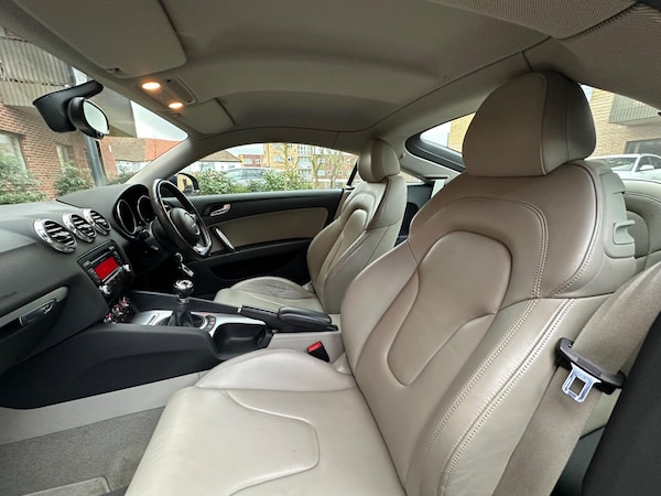 Used Audi TT 2010 for sale - 75562857: Photo 15