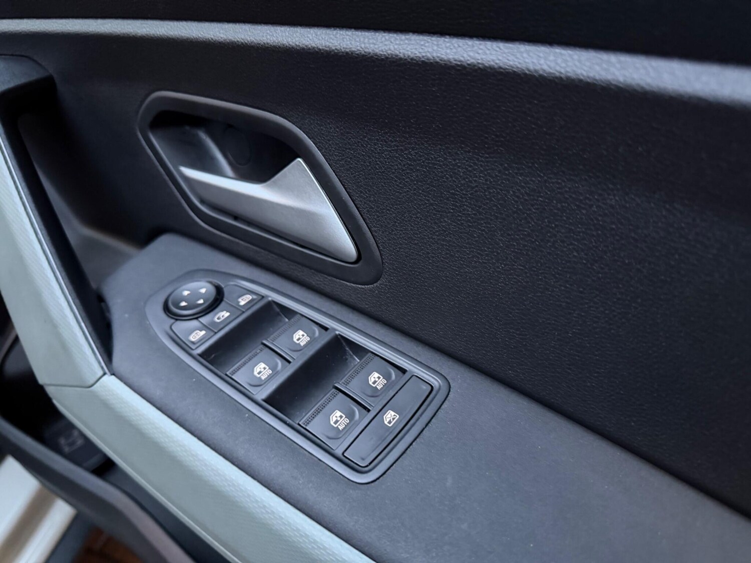 Used Dacia Duster 2025 for sale - 77478641: Photo 24