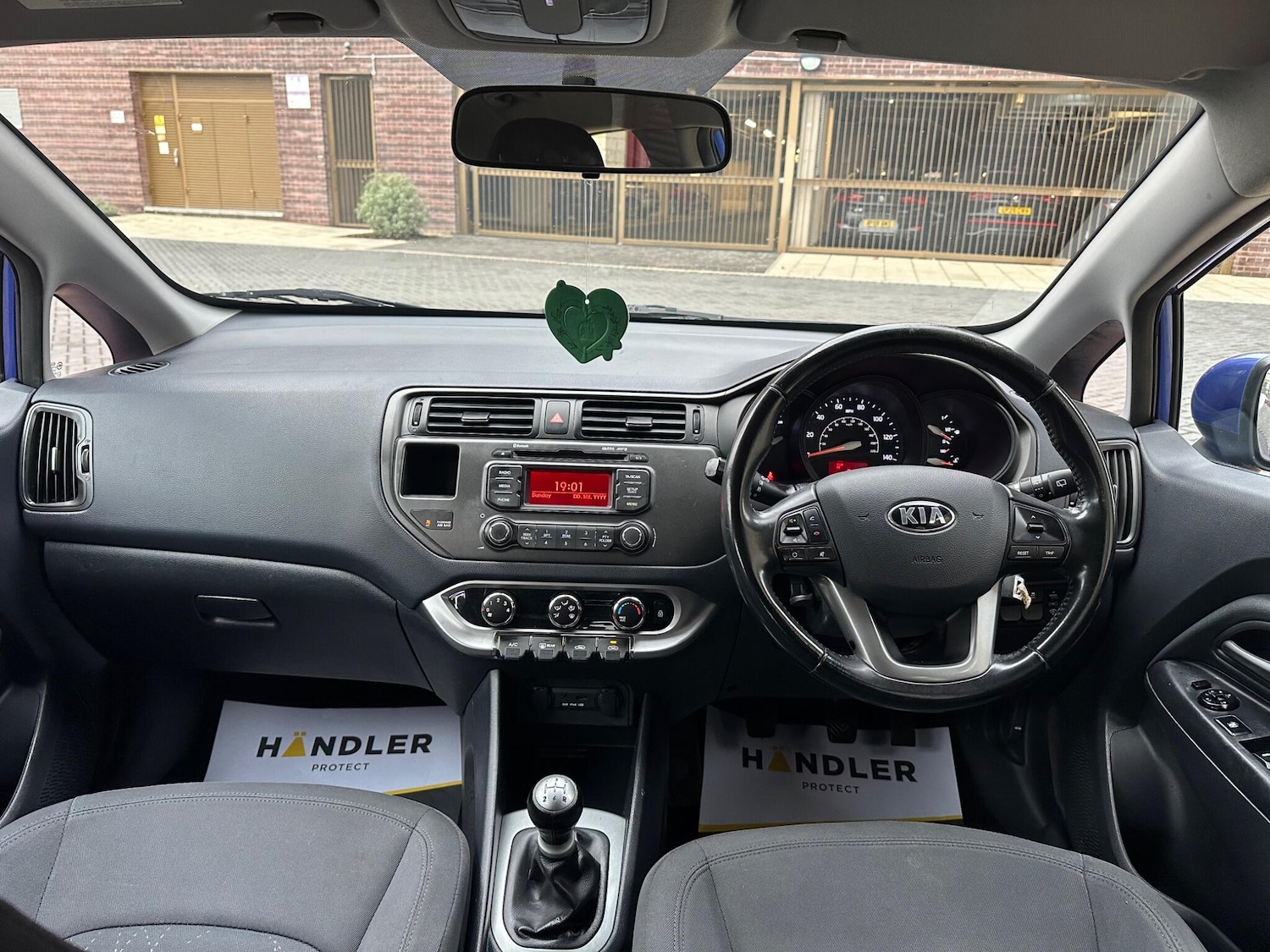 Used Kia Rio 2013 for sale - 76688501: Photo 17