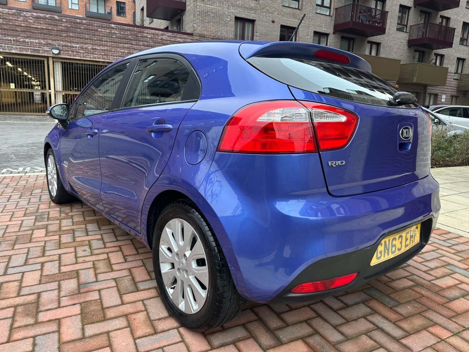 Used Kia Rio 2013 for sale - 76688501: Photo 2