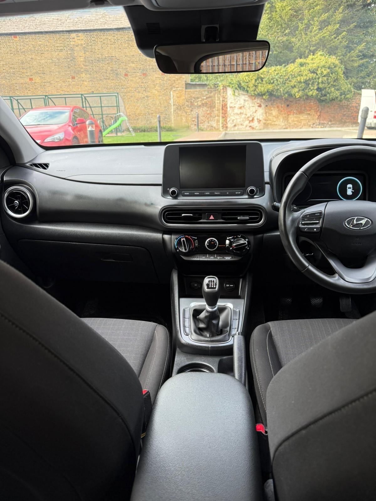 Used Hyundai KONA 2022 for sale - 77633914: Photo 4