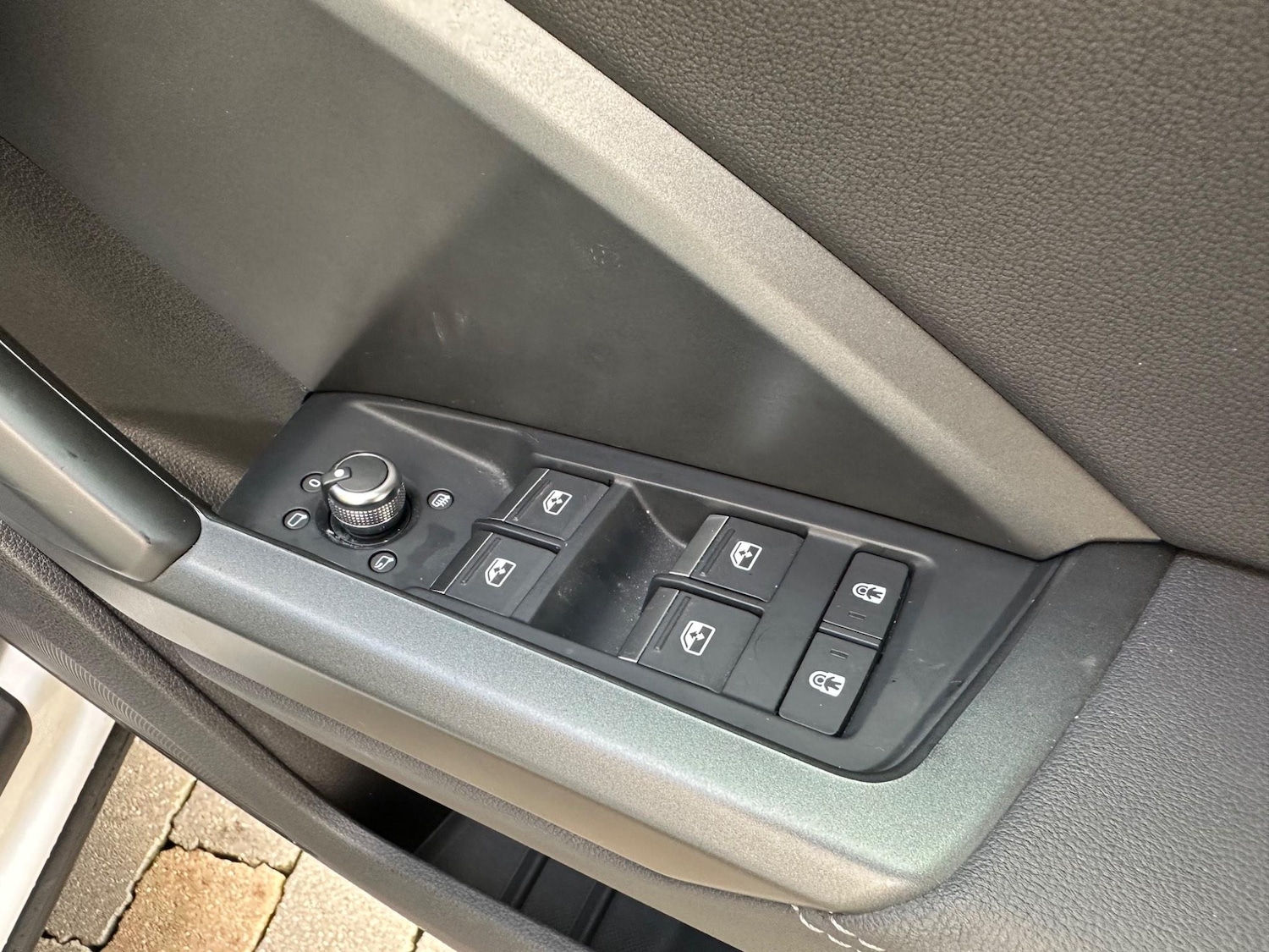 Vehicle 28