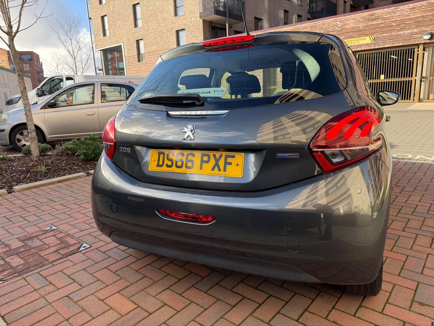 Used Peugeot 208 2017 for sale - 76898922: Photo 14