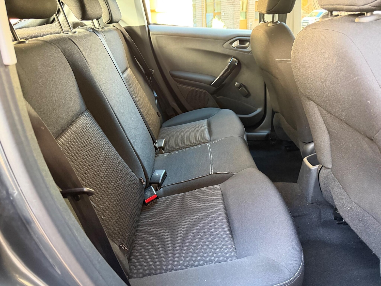 Used Peugeot 208 2017 for sale - 76898922: Photo 27