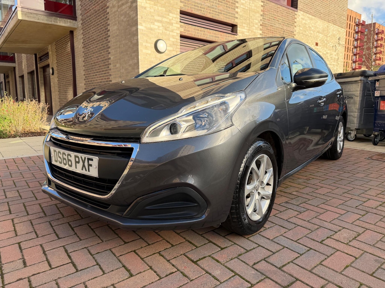 Used Peugeot 208 2017 for sale - 76898922: Photo 3