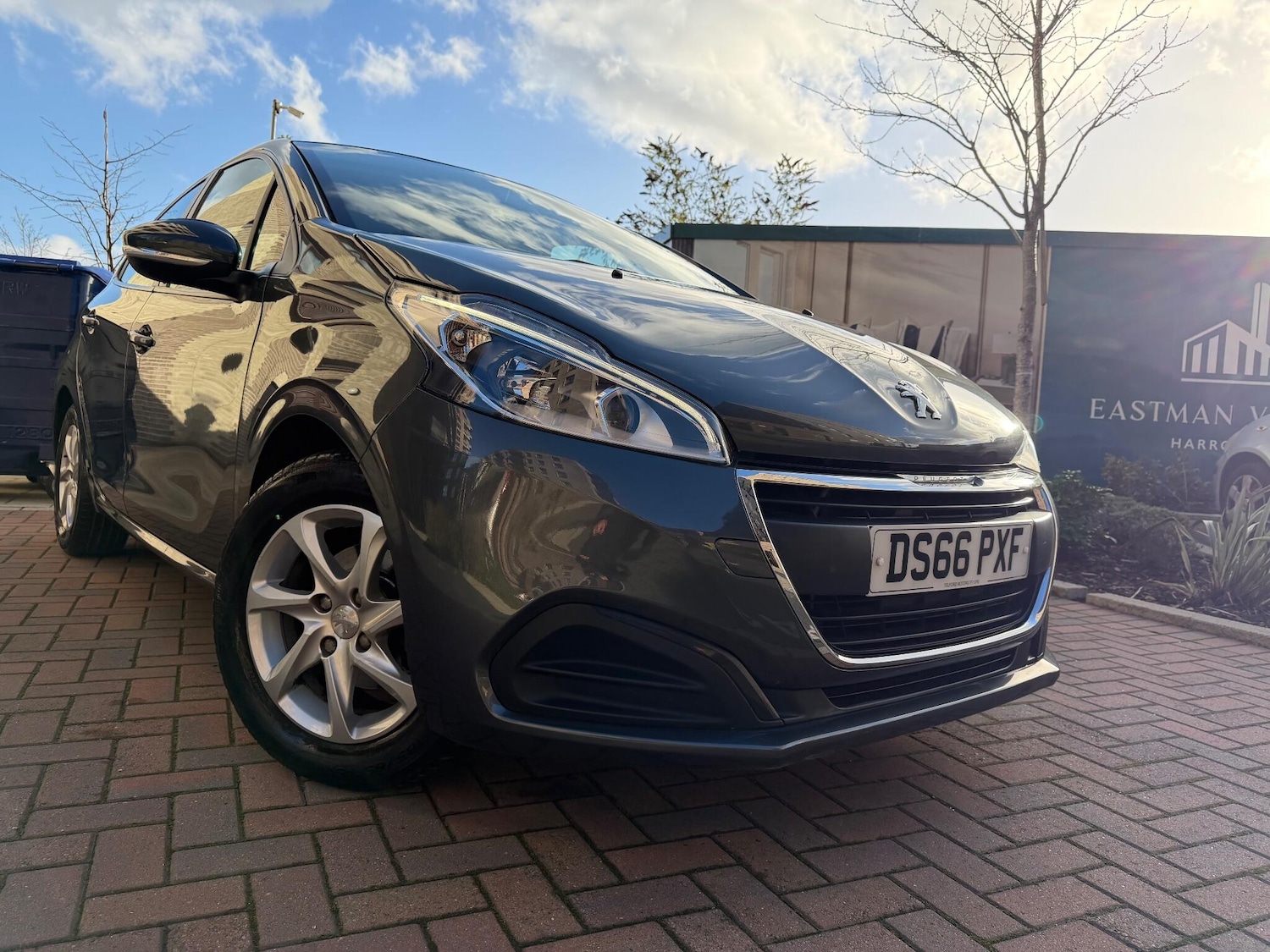 Used Peugeot 208 2017 for sale - 76898922: Photo 6