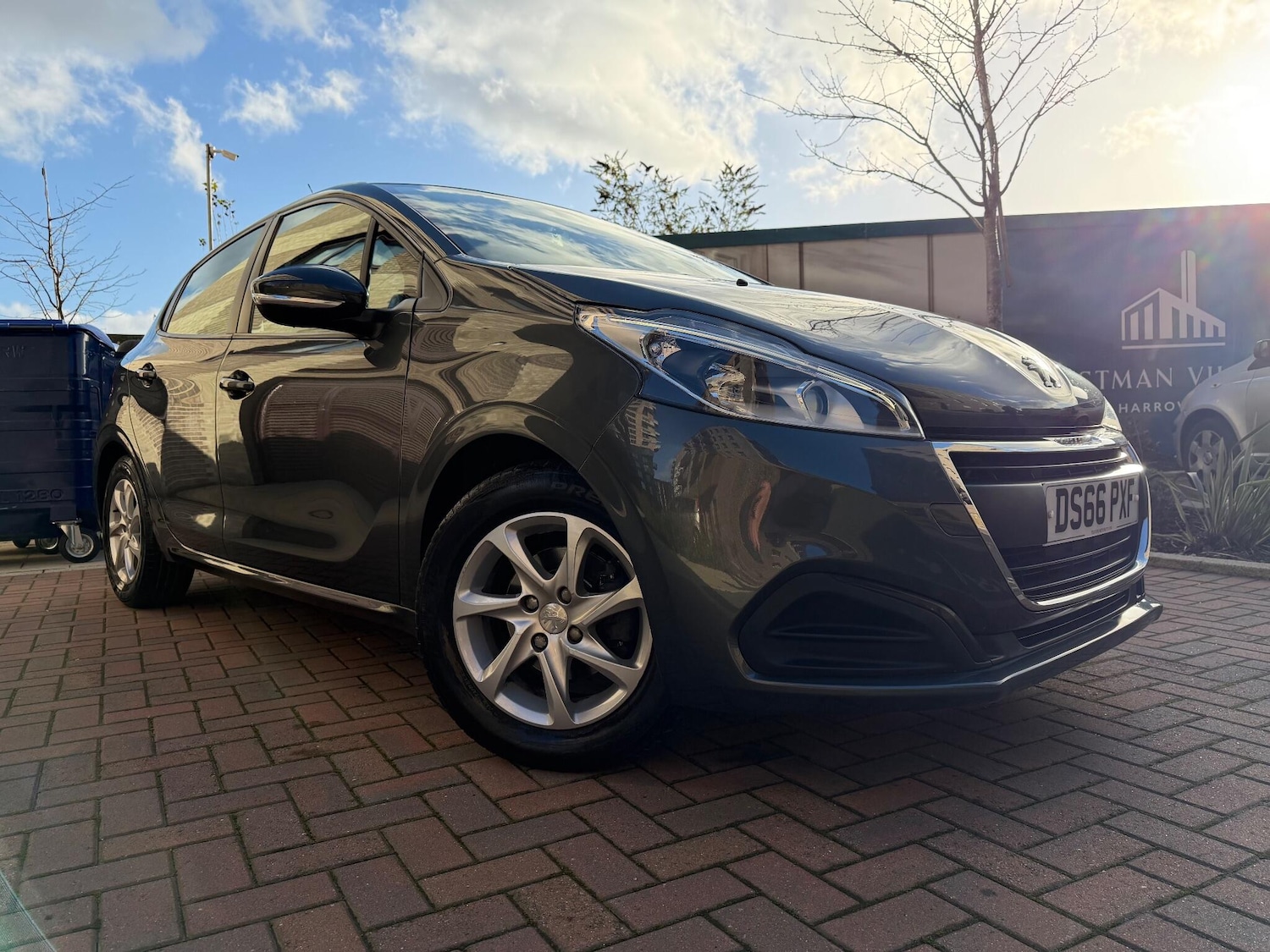 Used Peugeot 208 2017 for sale - 76898922: Photo 8