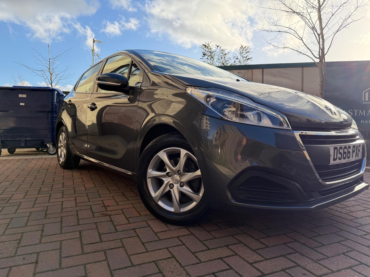 Used Peugeot 208 2017 for sale - 76898922: Photo 9