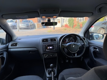 Used Volkswagen Polo 2017 for sale - 79268221: Photo