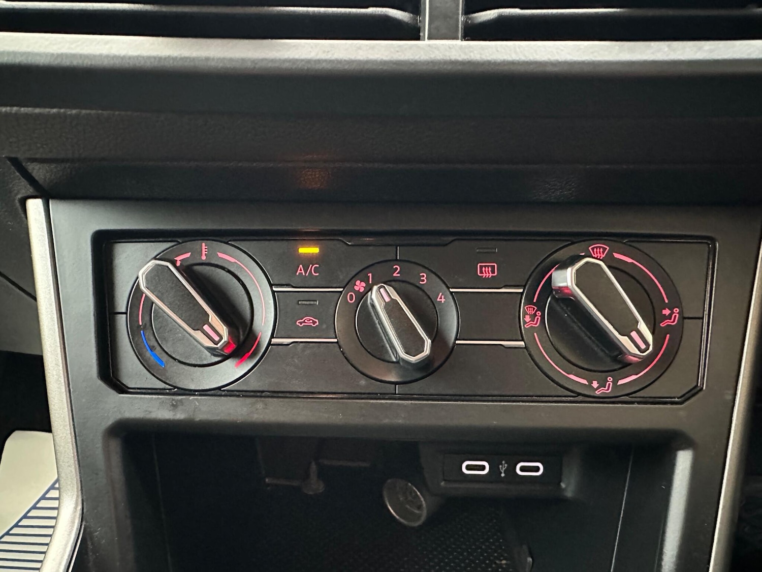 Used Volkswagen Polo 2021 for sale - 76592354: Photo 24