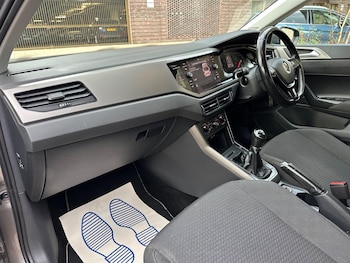 Used Volkswagen Polo 2021 for sale - 76592354: Photo