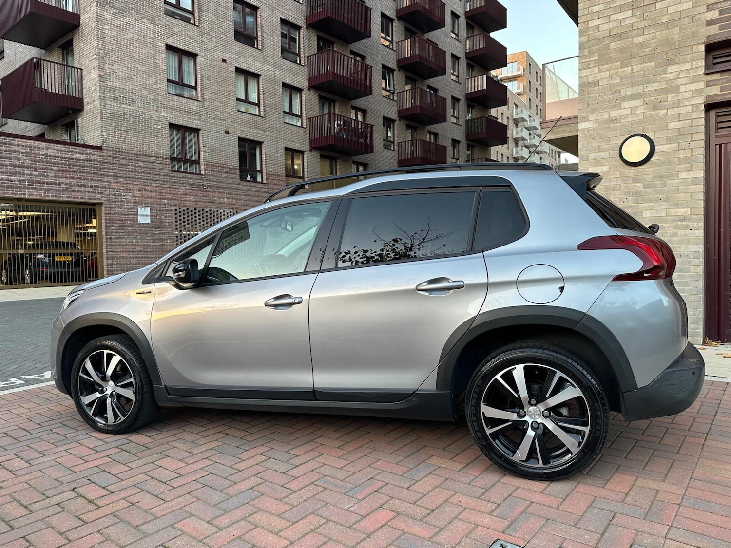 Used Peugeot 2008 2018 for sale - 76608207: Photo 16