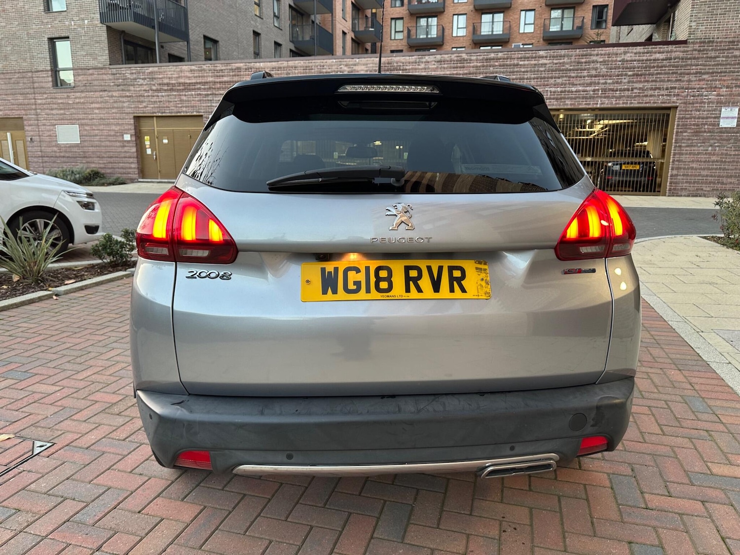 Used Peugeot 2008 2018 for sale - 76608207: Photo 17