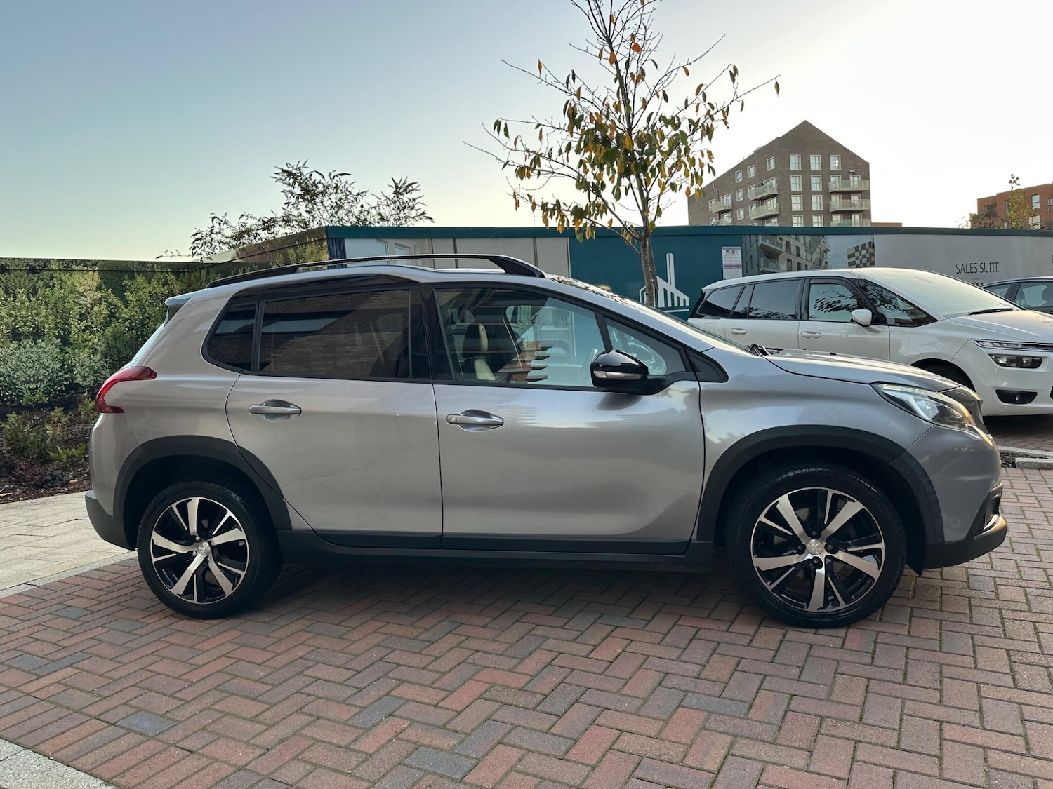 Used Peugeot 2008 2018 for sale - 76608207: Photo 18
