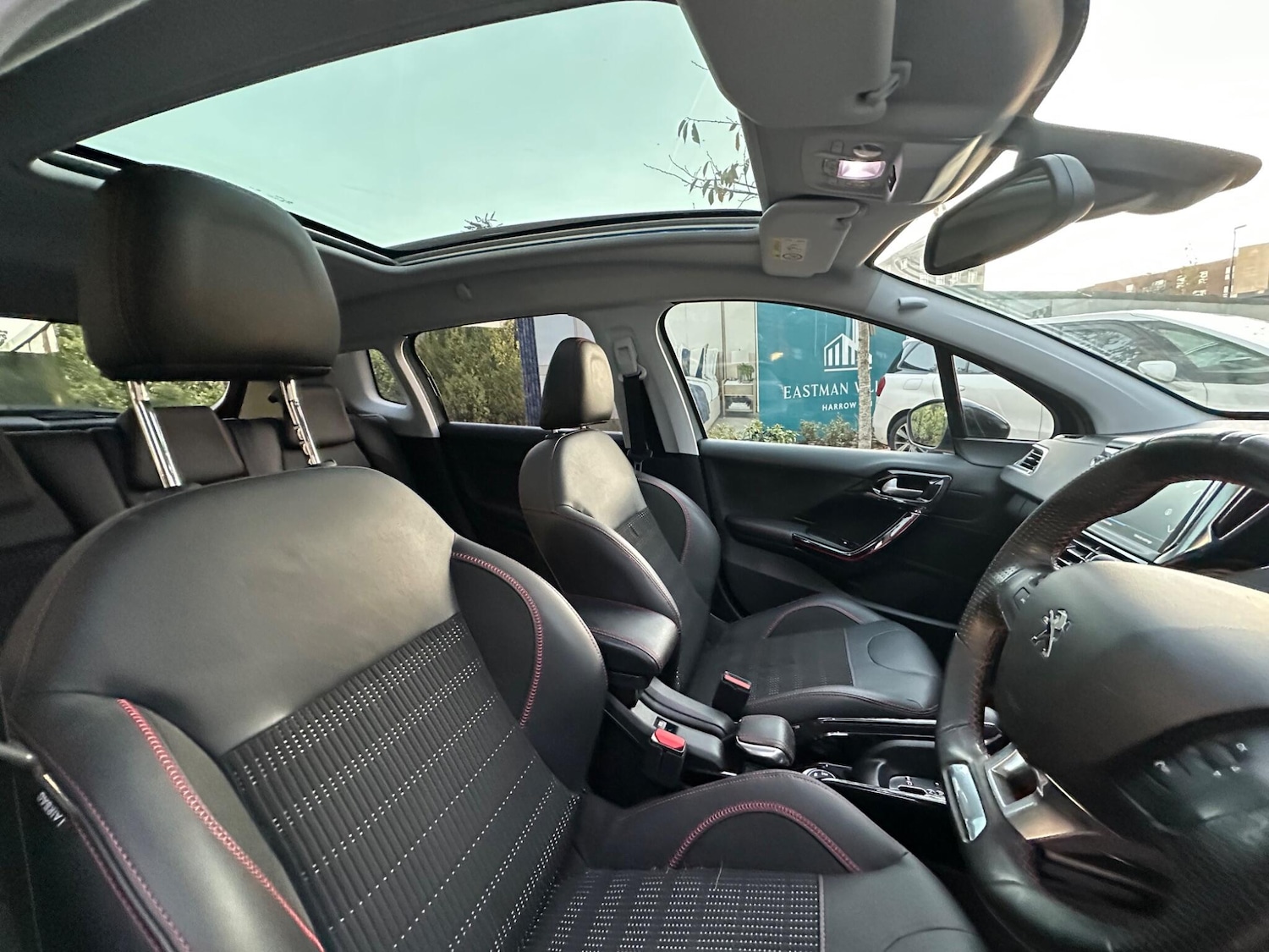 Used Peugeot 2008 2018 for sale - 76608207: Photo 27