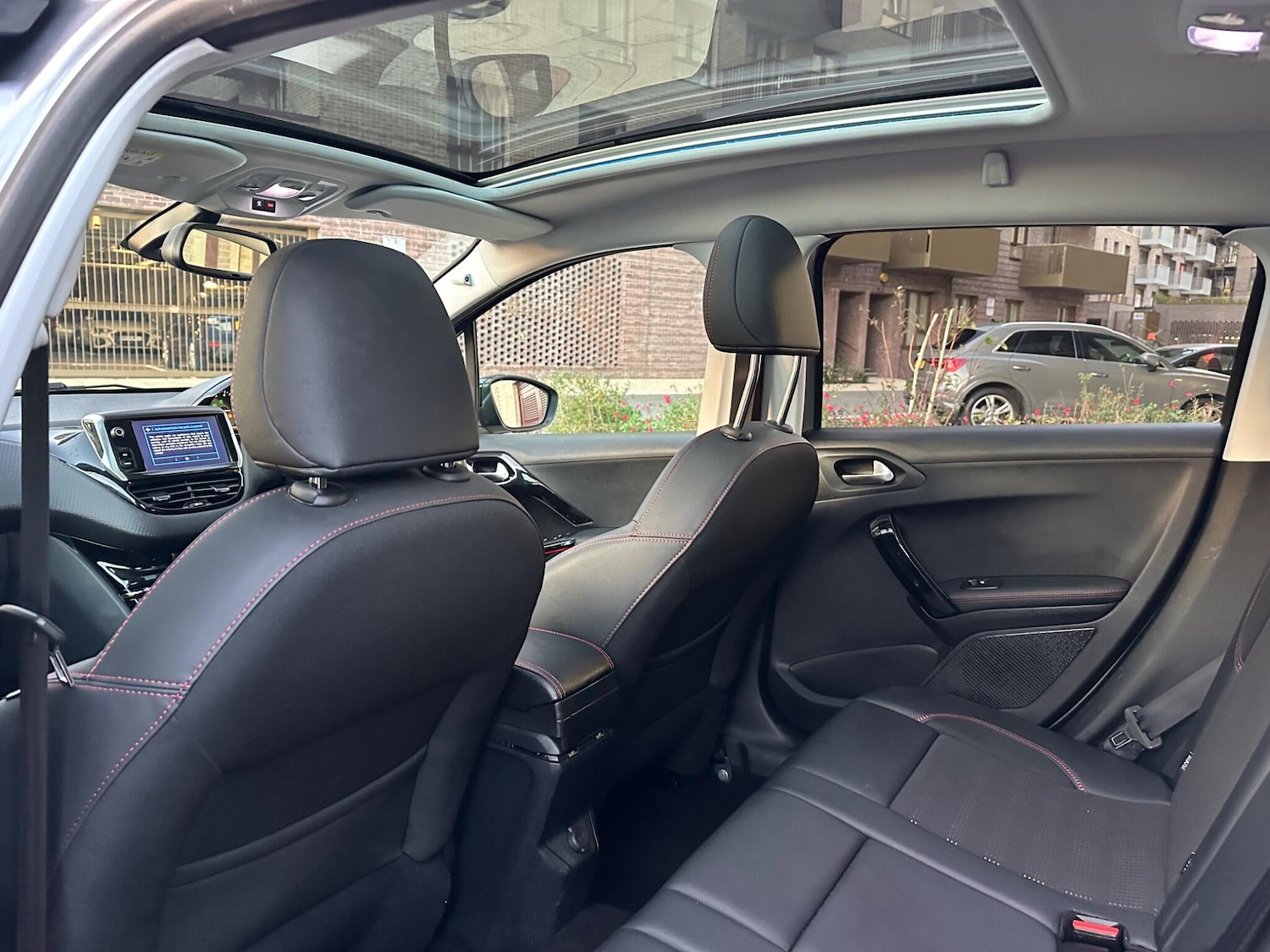 Used Peugeot 2008 2018 for sale - 76608207: Photo 29