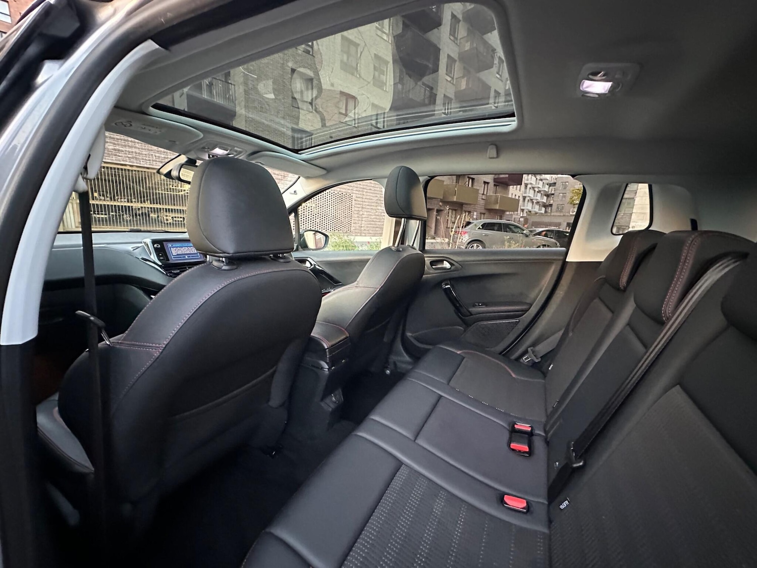 Used Peugeot 2008 2018 for sale - 76608207: Photo 30