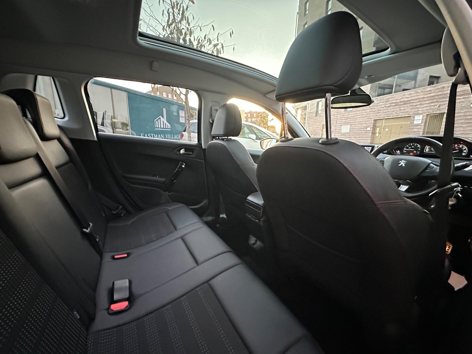 Used Peugeot 2008 2018 for sale - 76608207: Photo 32