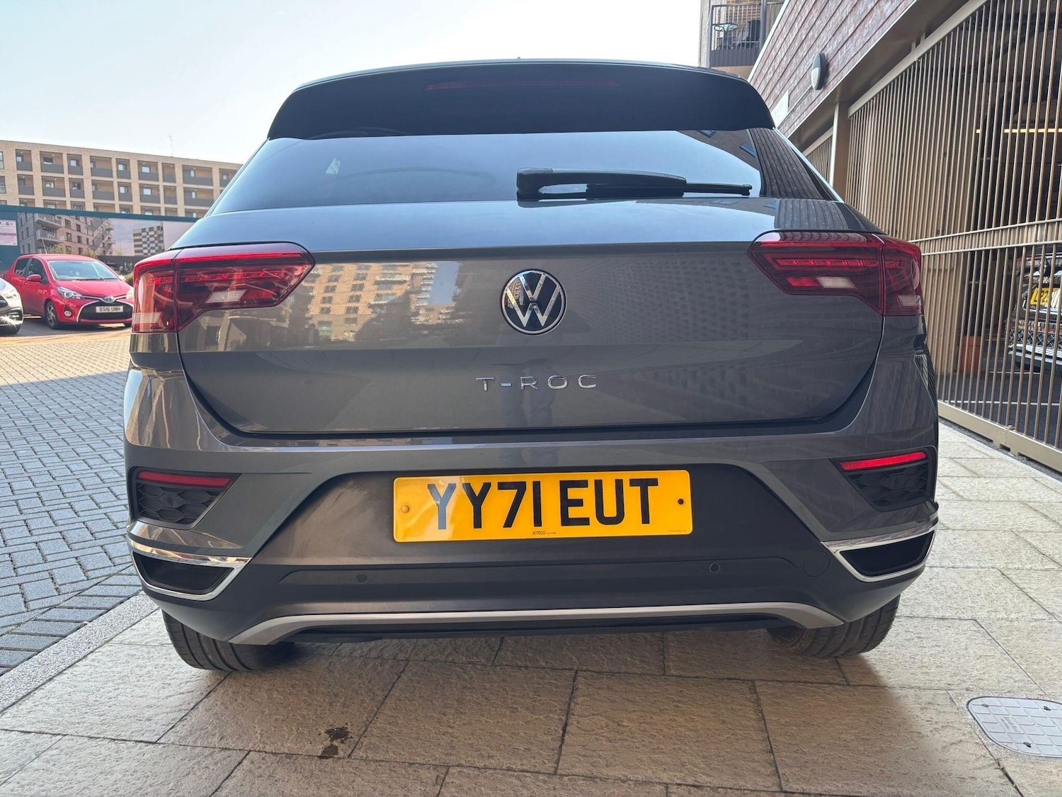 Used Volkswagen T-Roc for sale - 77957880: Photo 22